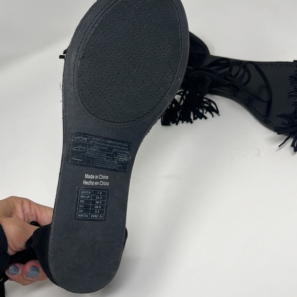 Black fringe ankle wrap sandals - Picture 7 of 10